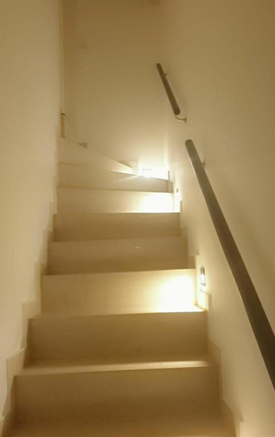 Apartment Mit Schoener, Moderner Einrichtung Köln Kültér fotó